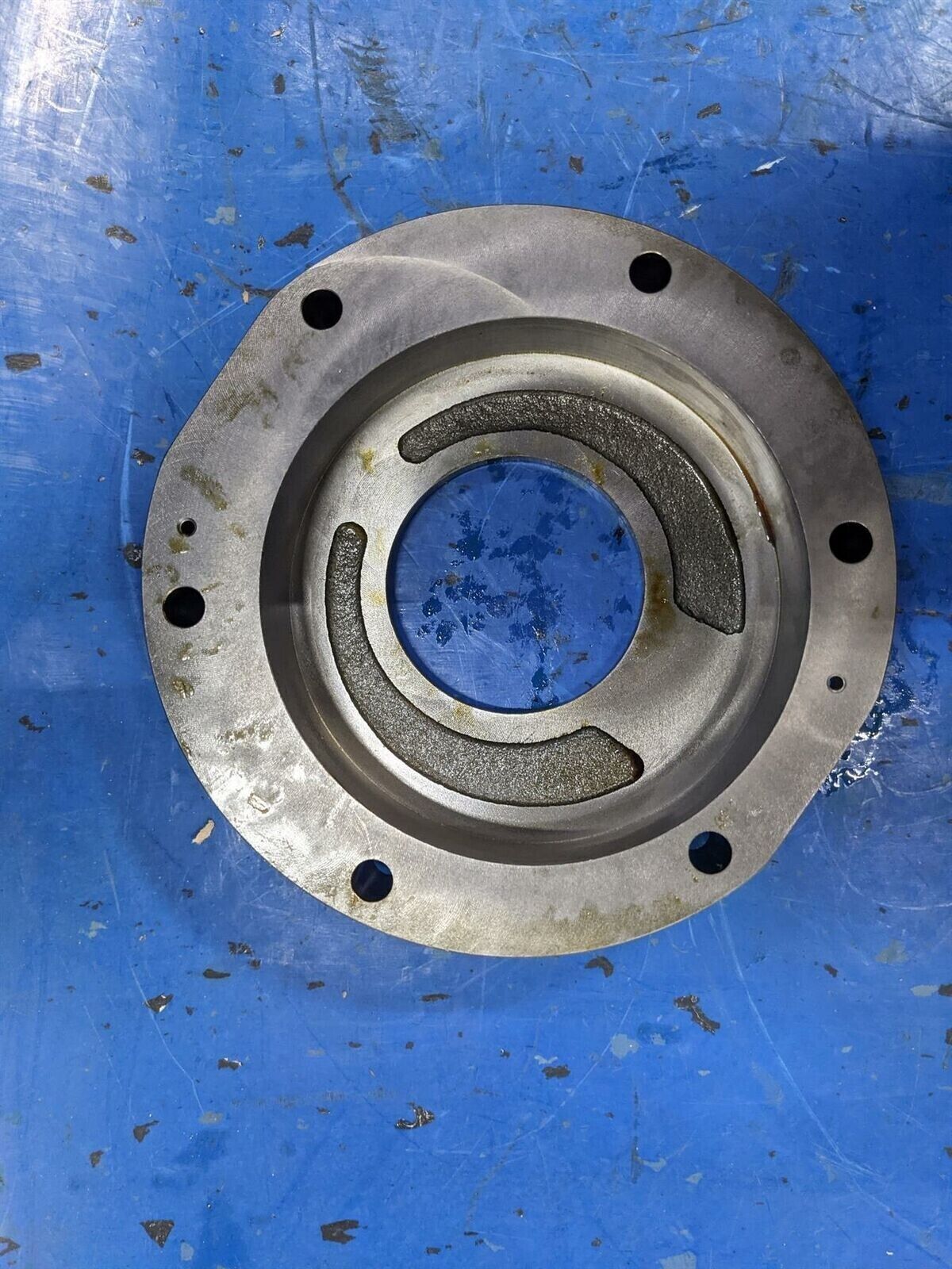 Detroit Diesel Oil Pump Housing Body 5195686 - $15.95