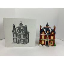 Department 56 Dickens Village Boarding &amp; Lodging School 1994 w Box Lighted - $35.24 CAD