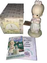 Vintage Precious Moments “Mommy I Love You” 112143 Enesco 1987 Girl with Flowers - £15.54 GBP