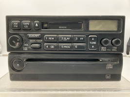 2003-2004 Honda Odyssey  Premium Radio CD Player B02B09041 - $94.49