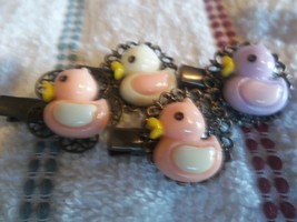 Jewelry Hair clips adorable duck 2 sets 4 total alligator clamp style 24 - $8.54