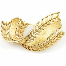 VintageRETRO  Brooch  Goldtone Ribbon Leaf  Signed  JJ 1960S - $577.20 MXN