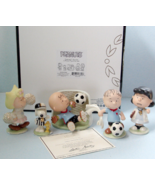 Lenox Peanuts Soccer Game Figurines 5 PC. Charlie Brown Snoopy & Pals 857523 New - $5,689.79 MXN