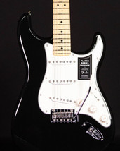 Fender Player Stratocaster, Maple FB, Black - £531.93 GBP