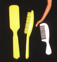 doll accessory vintage comb brushes Hong Kong lot Barbie original packaging - £7.86 GBP