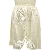 VTG 1970s NOS Mary Jane Antron III Nylon Half Slip Romantic Ivory M - $34.95