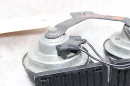 12-18 RANGE ROVER EVOQUE Dual Horn Signal F663 image 9