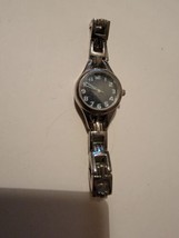 Womens Wristwatch Wrist Watch Silver Tone Black Face Stainless Steel - $14.70