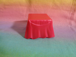 Small Plastic  Dollhouse Hot Pink Banquet Table Furniture - $2.51