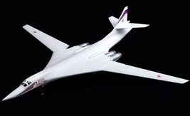 Academy 12621 Russian Air Force Tu-160 Blackjack Plamodel Plastic Hobby Model image 4