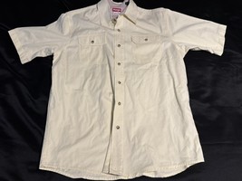 Wrangler Premium Quality Men’s Short Sleeve Button-Up Shirt – Size M - £10.08 GBP