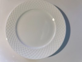 Mikasa Trellis 9. 1/8 inch Salad Plate - £7.74 GBP