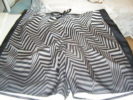 Mens Joe Boxer Black Silver Geometric Design Swimsuit Xl - £6.43 GBP