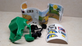 Maraja - Art 233-2 Green car + paper + sticker (Promotoys) - Surprise egg - £1.20 GBP