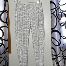 Nic+Zoe Pants 12 Gray White Tapered Leg Snakeskin Mid Rise Stretch Classic - £14.13 GBP