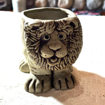 Vintage Lion Planter Cartoon Pottery 5.5&quot; Tall 1970s MOD Fun and Cute - £21.01 GBP