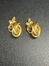 Vintage Trifari Clip On Earrings - Twisted Gold Tone Pipe Design FREE SHIPPING - £11.89 GBP