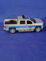 Car Toy Kinsmart Chevrolet Silverado 2014 police, open doors, metal body... - $6.79