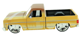 1985 Chevy C 10 Pickup truck die-cast 1:24 scale model car Patina Rust J... - $728.75 MXN
