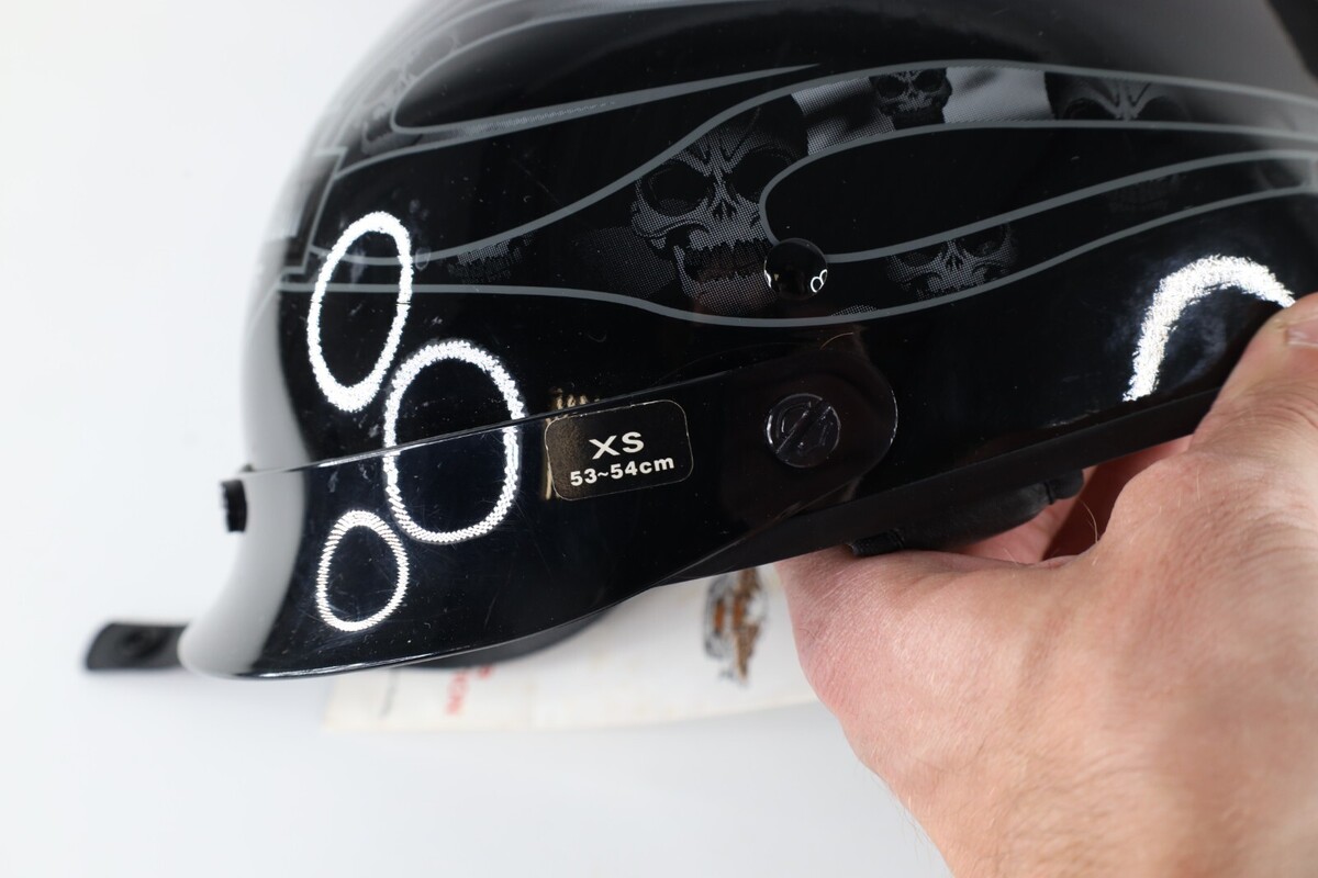 Deadstock Vintage Y2K 2004 Harley Davidson Motorcycles Skull Fire Half Helmet XS Item image 5