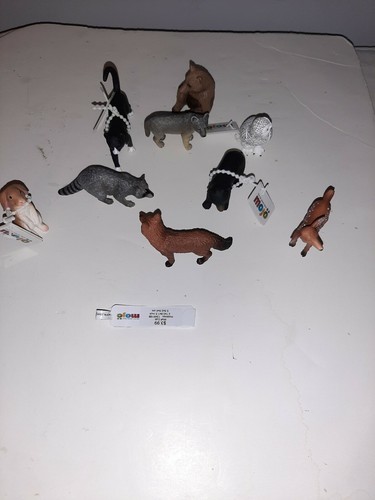 Mojo Lot Of Domestic &amp; Wild Animals 2 in black cat, black bear, snowy ow... - $29.99