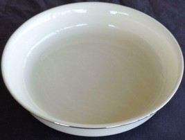 Beautiful Lenox Solitaire Porcelain Coupe Soup Bowl – Vgc – Platinum Trim - £50.41 GBP