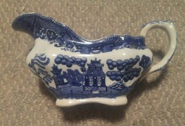Antique Buffalo Pottery Semi Vitreous 1911 Blue Willow Gravy Boat Dish Server - £23.42 GBP