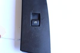 2004-07 BMW E60 525i FRONT RIGHT SIDE WINDOW SWITCH  R3559 image 6