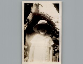 Antique 1940&#39;s Girl In Sun Hat - Black &amp; White Photography Photos P4 - £6.25 GBP