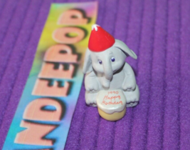 Vintage Hallmark Merry Miniatures Happy Birthday Elephant Animal 1990 Fi... - $14.84
