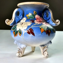 Antique Japanese Footed Hand Painted Flower Design Vase Elegant Handles Gold 5&quot; - £159.66 GBP