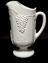 Vintage INDIANA GLASS COLONY 40 Ounce Pitcher HARVEST MILK 9.25&quot; With Ic... - $559.11 MXN