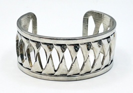 Lia Sophia Shockwave Silver Tone Open Work Cuff Bracelet - £14.01 GBP