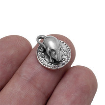 Amulett des Reichtums Geldbörse Maus auf Münze Silber 925 kleine Geldbör... - $20.39