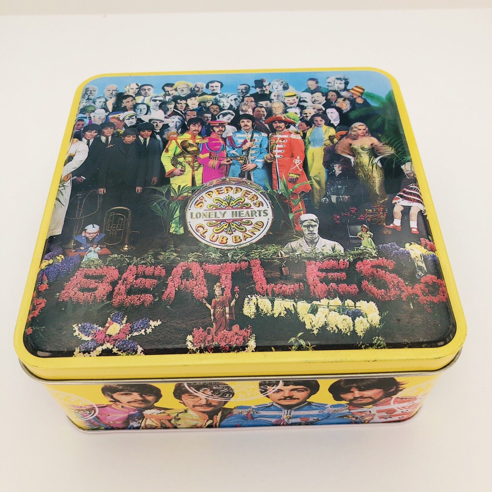 Primary image for The Beatles Sargent Pepper Double Sided Jigsaw Puzzle 300 pc in Tin 12.5 x 12.5