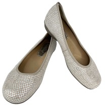 Earthies Ennis Ballet Flats 6 Taupe Silver Orthotic Arch Support Comfort - $39.00