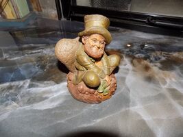 Tom Clark Gnome IRISH Leprechaun Dublin Heart Figurine Signed #88 - $49.50