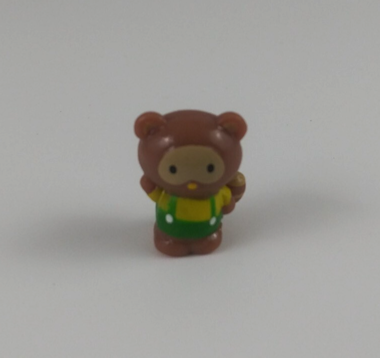 Squinkies Hello Kitty Series 1 Mystery Blind Bag Tracy Yellow Shirt - $7.91
