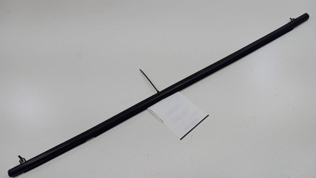 Honda Civic Door Glass Window Weather Strip Trim Rear Left Back 2006 200... - $39.79