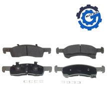 New NewTek Front Ceramic Disc Brake Pads for 2003-2006 Ford Expedition C... - $681.09 MXN