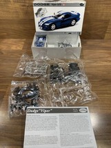 CAR MODEL KIT, Testors Dodge Viper GTS w/ Metal Body - 1:43 Scale Kit 430010 - - £14.20 GBP