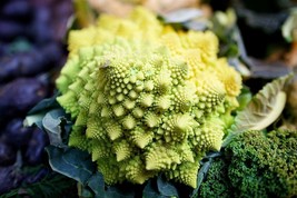 500 Seeds Romanesco Broccoli Non-GMO Heirloom - £10.21 GBP