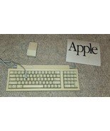 Vintage Apple Keyboard II M0487 With Desktop Bus Mouse &amp; Pad Untested - £78.68 GBP