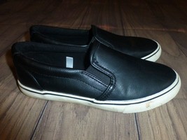 Cat &amp; Jack Boys Black Faux Leather Slip On Shoes Size 2 - £8.77 GBP
