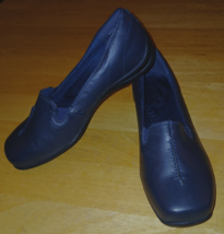 EAST STREET COMFORT WAVE LADIES NAVY SLIP-ON WEDGE SHOES-8W-NWOB - $22.00