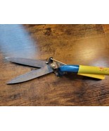 Vintage Stanley Model GS30 4-1/2” Blade Length Grass Shears - work well - $13.85