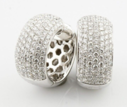 Authenticity Guarantee 
Gorgeous 18k White Gold Round Pave Diamond Hoop Earri... - £3,572.17 GBP