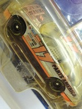 Winner&#39;s Circle Die Cast Chrome Car #17 Darrell Waltrip 1997 Monte Carlo IOB - £15.57 GBP