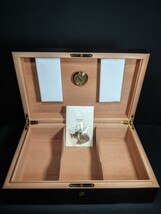 Elie Bleu Zebrawood Humidor 110 count Made in France NIB image 5