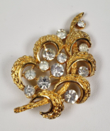 Vintage Crown Trifari 1950&#39;s Curl Flower Leaf Grape Clear Crystal Brooch - $156.66